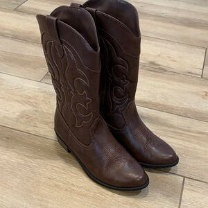 Cat & Jack Brown Heeled Boots